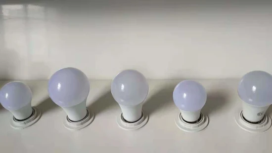 China Fabricação OEM/ODM Lâmpada LED E27 B22 personalizada tipo A60 5W 7W 9W 12W de alumínio com economia de energia